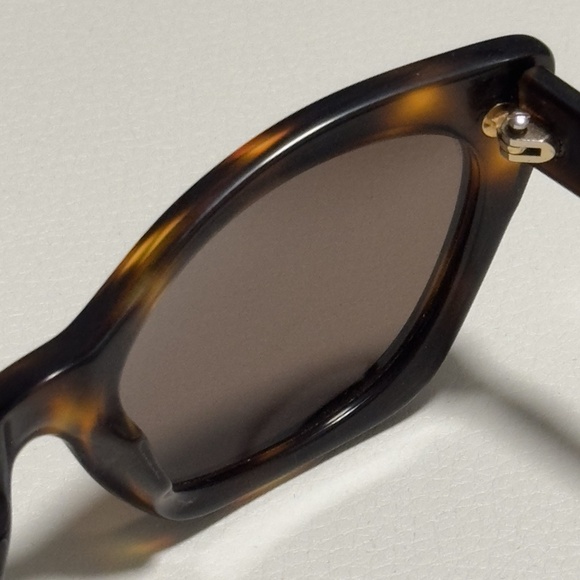 Vintage CHANEL Tortoise Cat Eye Sunglasses 01943 91235 - Picture 10 of 16